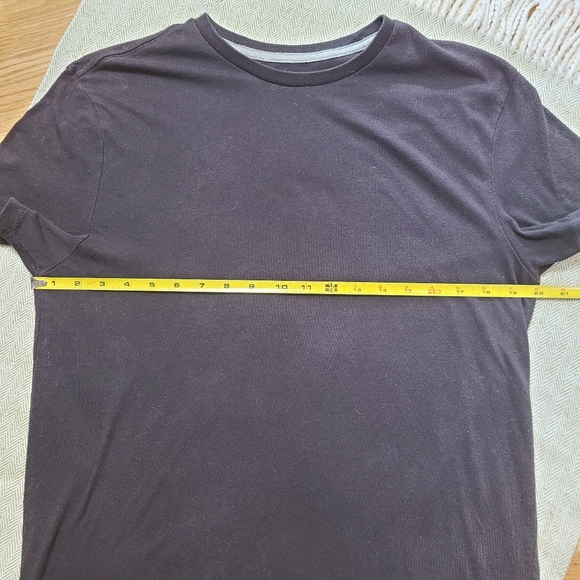 Old Navy Women's Black Soft-Washed T-shirt size M - Picture 10 of 11
